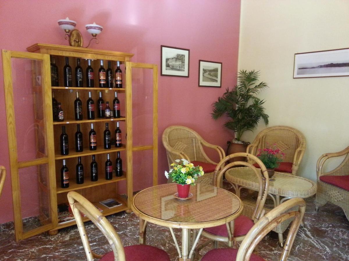 Hotel Pensione Cundari Ταορμίνα Εξωτερικό φωτογραφία