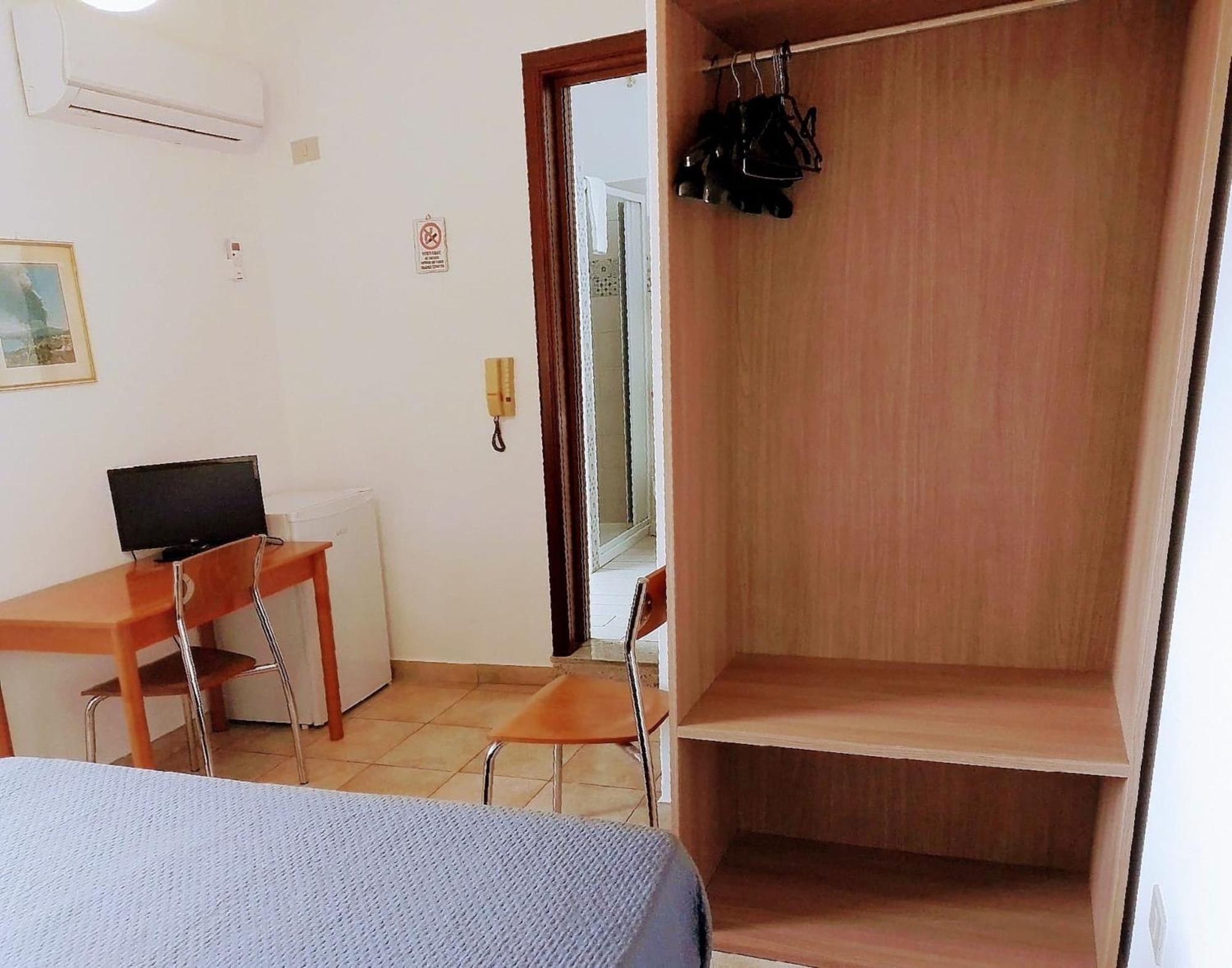 Hotel Pensione Cundari Ταορμίνα Εξωτερικό φωτογραφία
